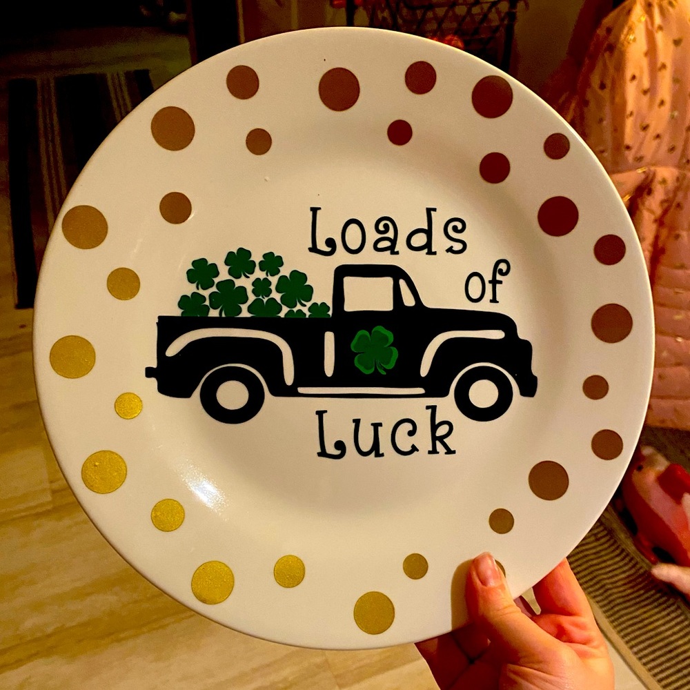 Loads of luck st Patrick’s day accent decor plate